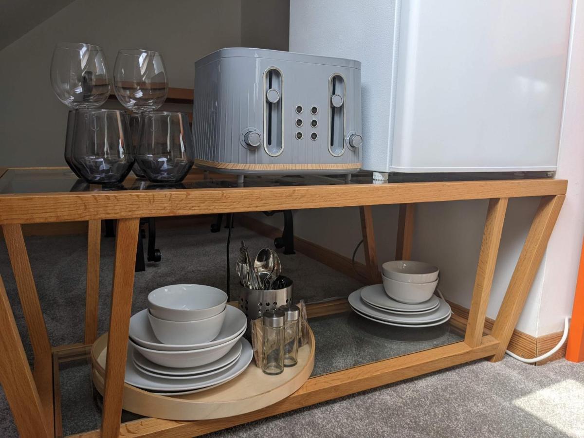 *Large Unique Retro Private Attic & Bathroom* Okręg wyborczy Hove Zewnętrze zdjęcie
