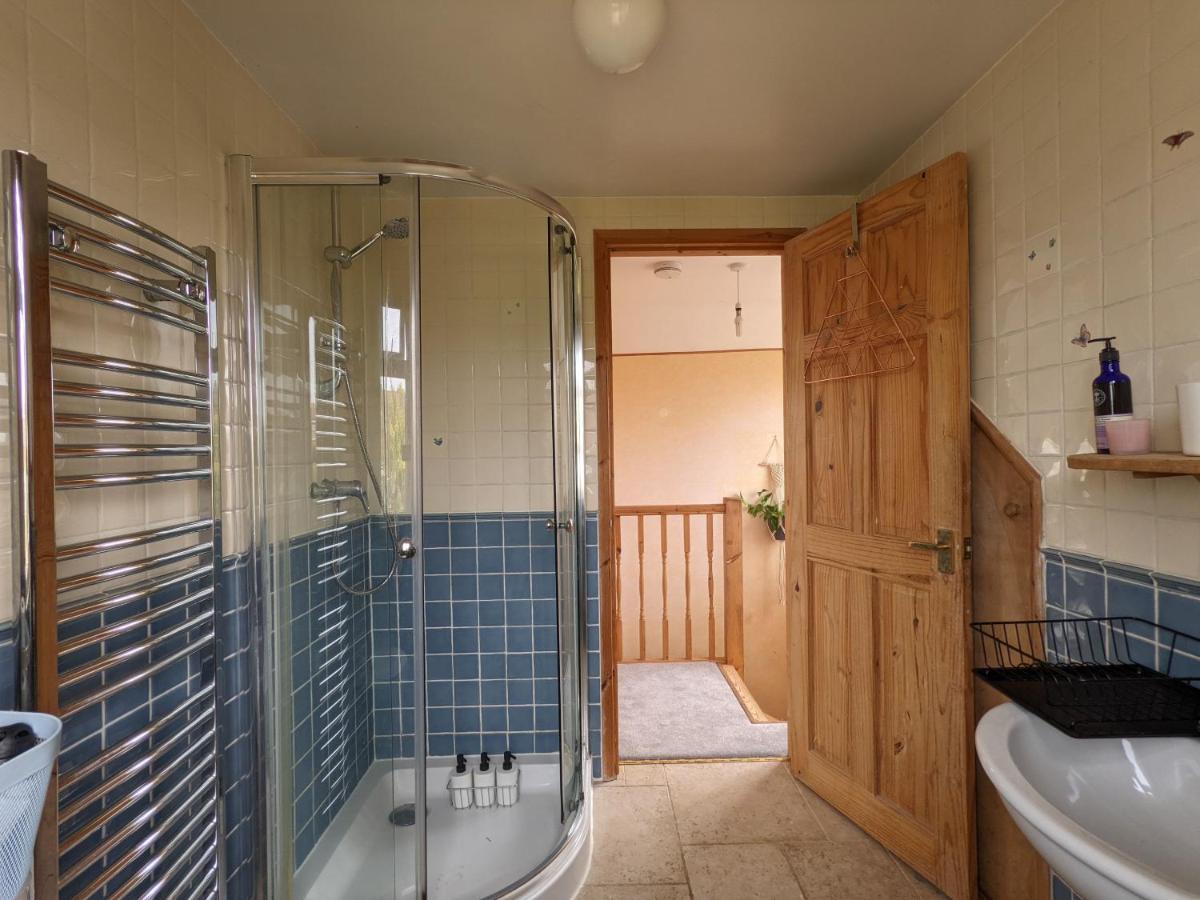 *Large Unique Retro Private Attic & Bathroom* Okręg wyborczy Hove Zewnętrze zdjęcie